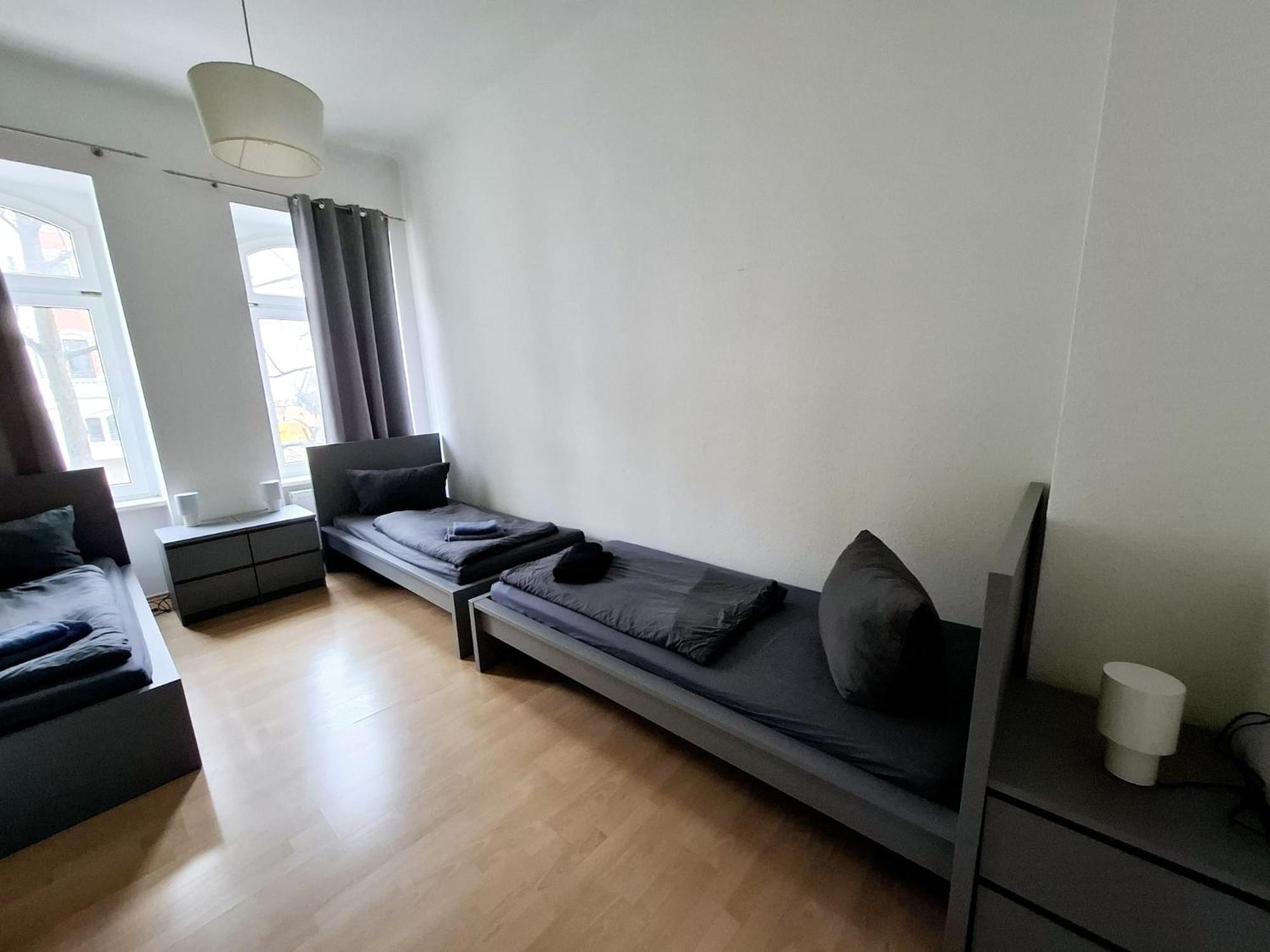 Altbauwohnung Direkt An Der Karli Mit Balkon - Netflix Inklusive Leipzig Ngoại thất bức ảnh