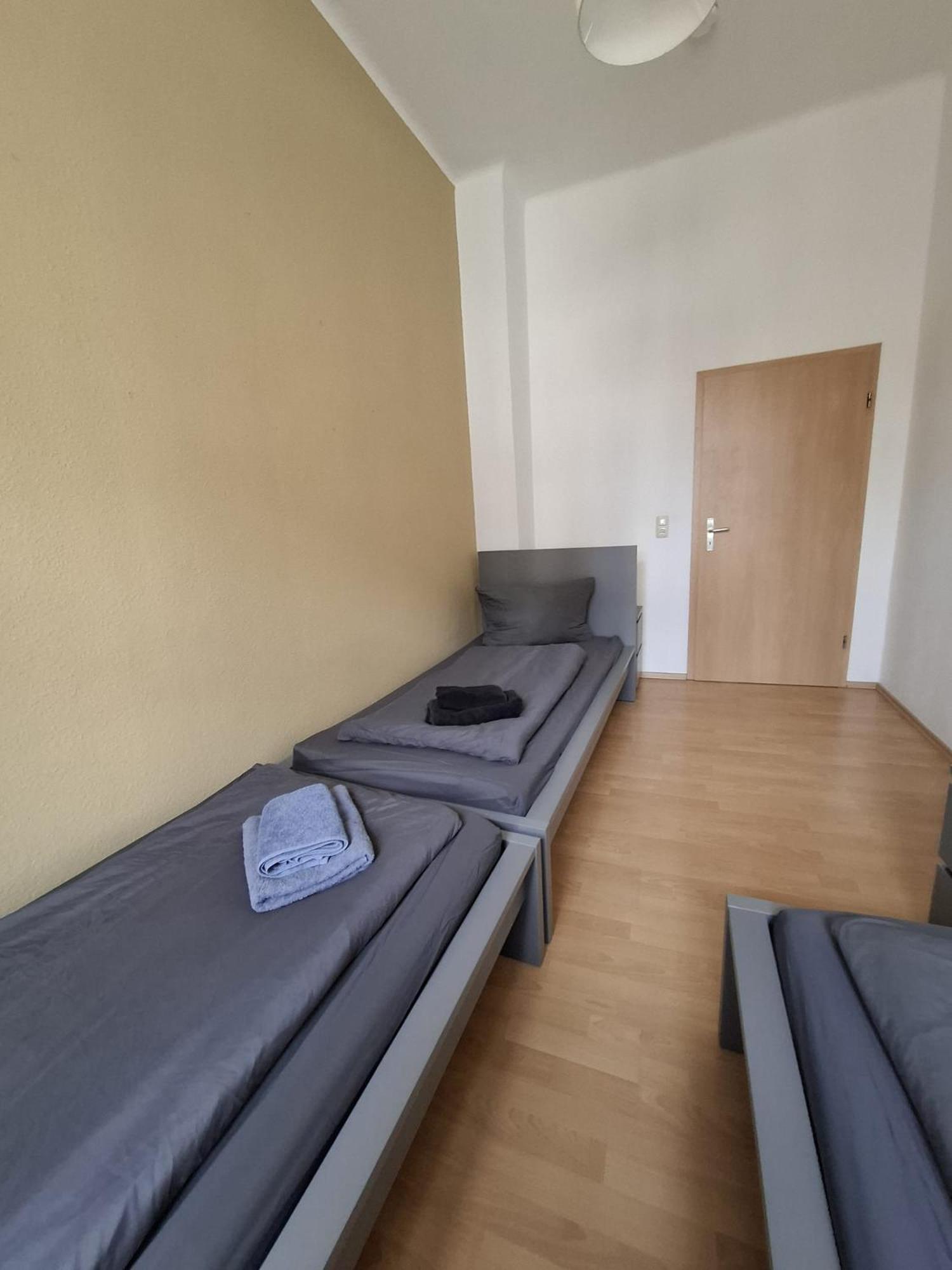 Altbauwohnung Direkt An Der Karli Mit Balkon - Netflix Inklusive Leipzig Ngoại thất bức ảnh